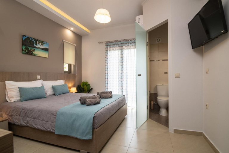 Others 4, Vatia Villas, Ionian Islands