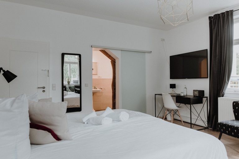 Room 2, Boutique Hotel Palmenbad, Kassel