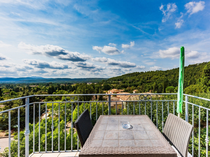 Balcony, D. de Camiole A Ndeg102 - ST2, Var