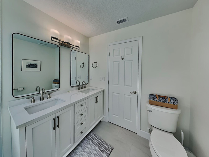 Bathroom 4, Dolphin View Oasis by Distinctive Beach Rentals, Flagler
