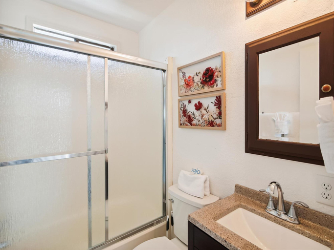 Property amenity 5, Tranquil Waters by Ryson Vacation Rentals, Galveston