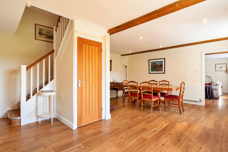 Dining 4, 2 Bedroom Cottage in Barton Stacey, No Deposit, Hampshire