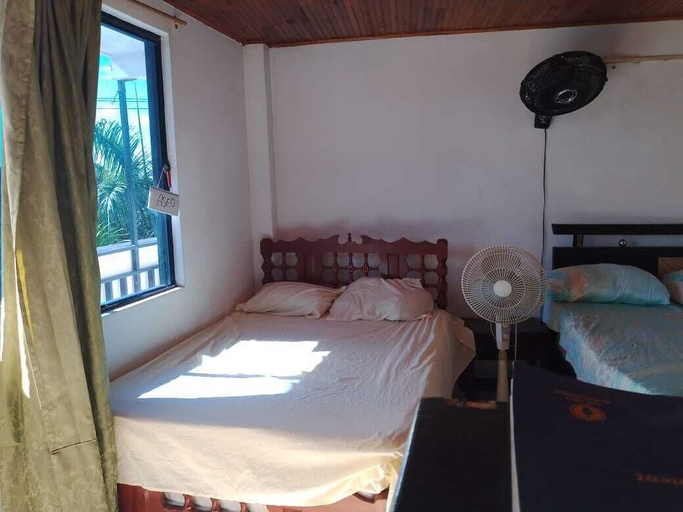 Room 2, Hotel Volga, Puerto López