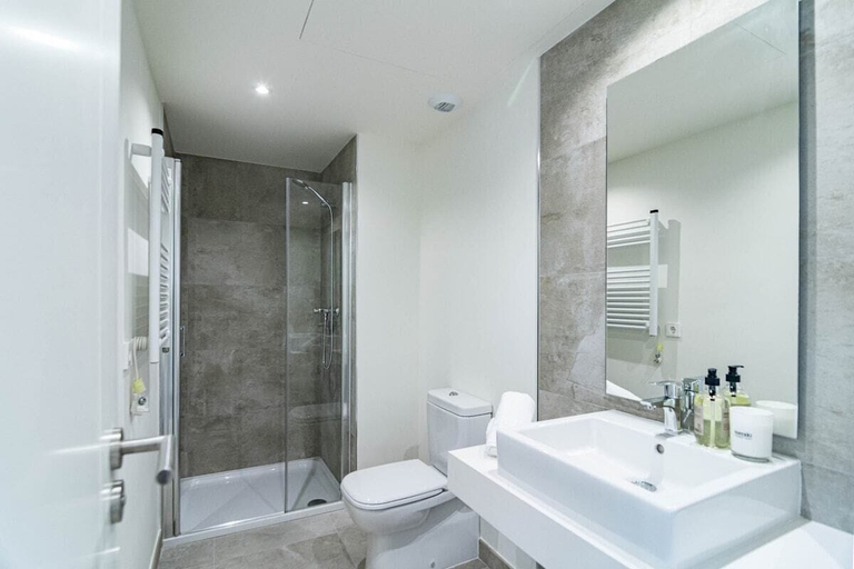 Interior 4, Inf42m- Modern City Apartment, Families Only, Málaga