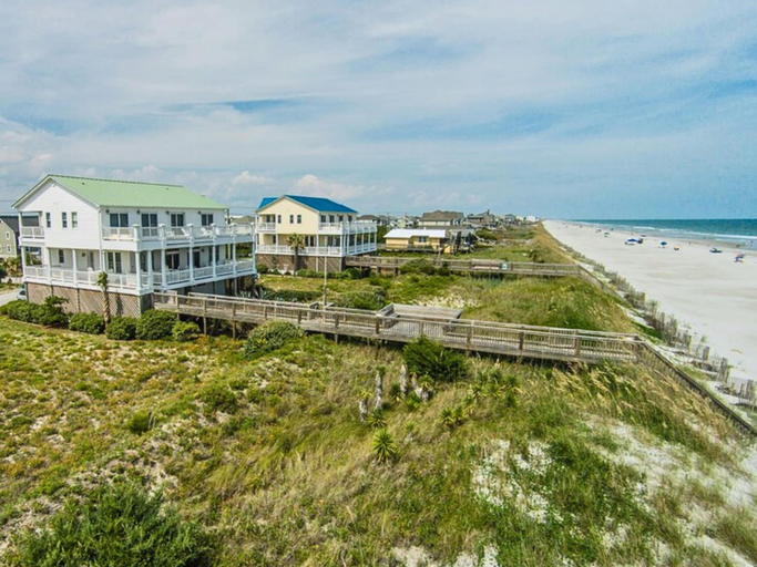 Exterior & Views 2, Oceans 111 by Topsail Realty, Pender