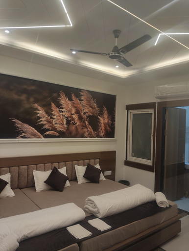 Room 5, Shri Ramya Dham, Mathura