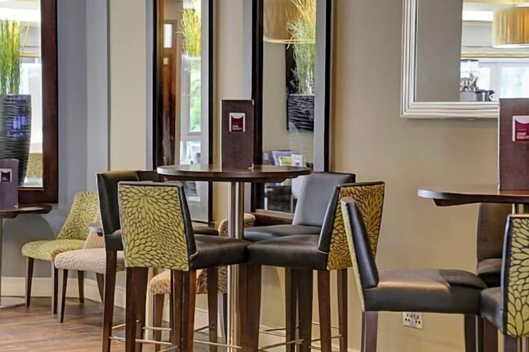 Food & Drinks 5, Plus Pinewood on Wilmslow Hotel Cheshire, Cheshire East