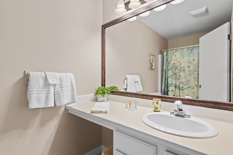 Interior 3, Torch Lake Vista A-ga-ming Golf Retreat 741, Antrim