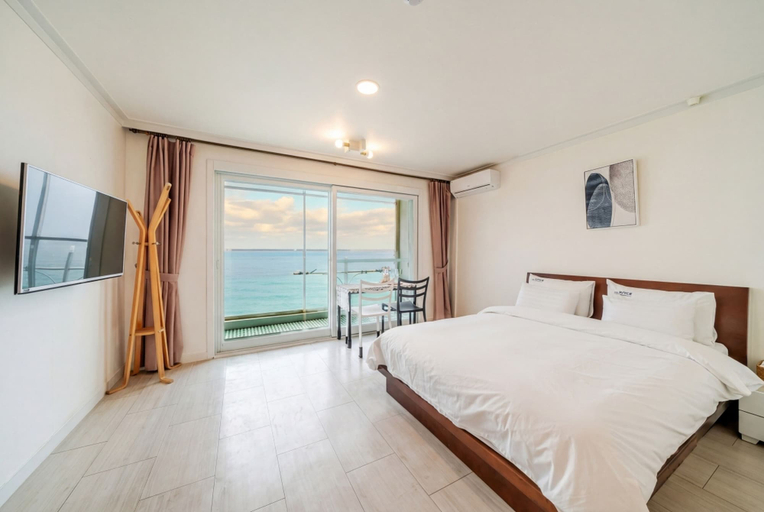 Bedroom 2, Goseong The Wave Pension, Goseong