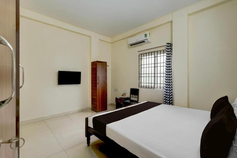 Room 2, Aditya Residency SRI Ramachandra, Thiruvallur