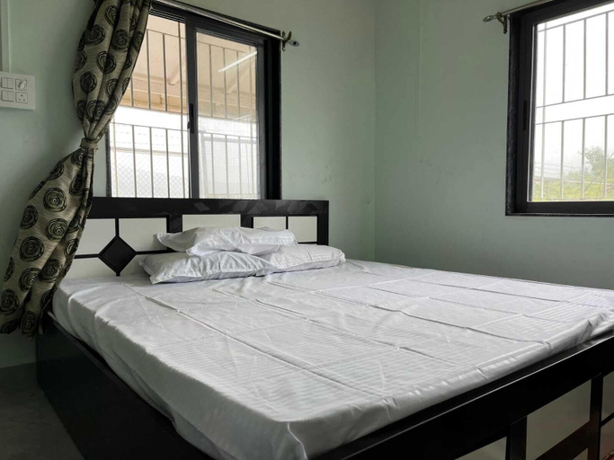 Room 5, Bison Farm Stay, Kolhapur