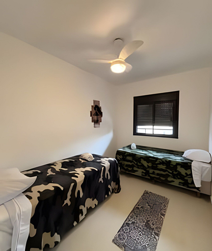 Room 2, Condominio Ipe Roxo, São Paulo