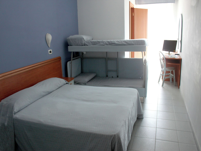 Bedroom 2, HOTEL ACQUARIO, Chieti