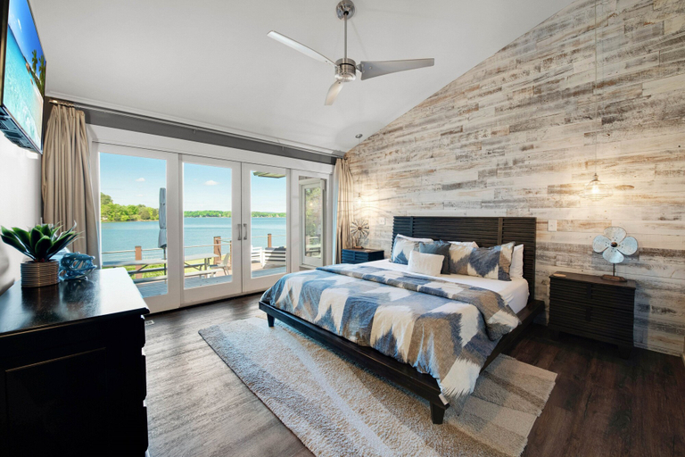 Interior 3, Lake Norman Hideaway, Mecklenburg
