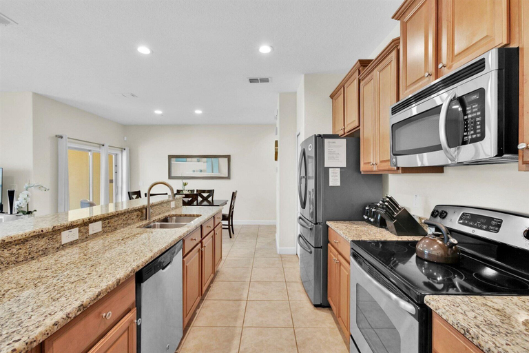 Interior 5, Cap8859, Osceola