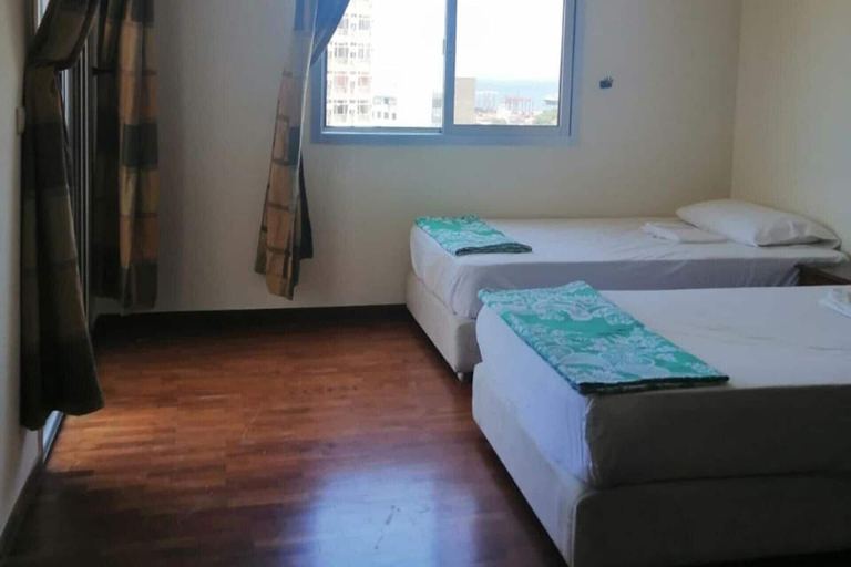 Room 5, Stunning 2-bed Apartment in Achrafieh Beirut, Beirut