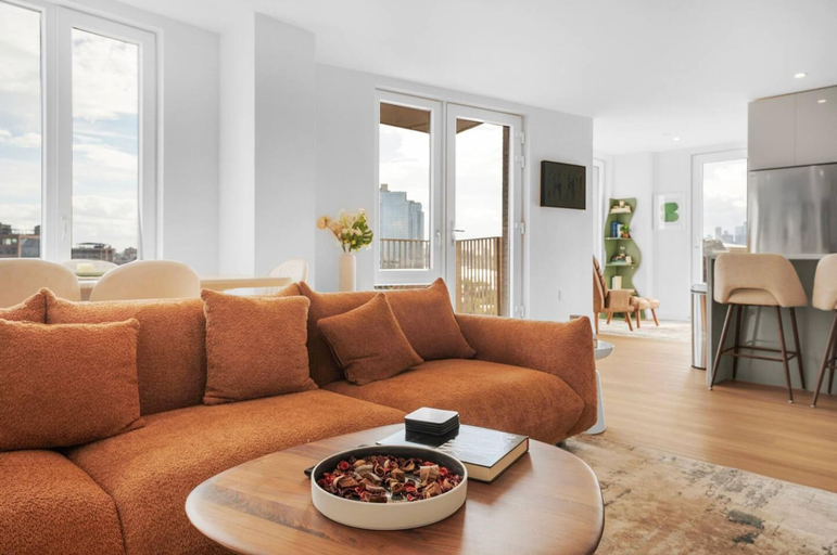 Living area 3, Chic Brooklyn Stay Steps to G Train, New York