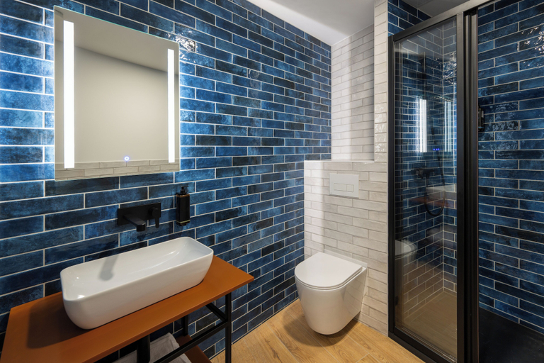 Bathroom 3, Ibis Styles Debrecen Airport, Debrecen