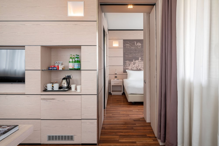 Others 2, Unahotels Bologna San Lazzaro, Bologna