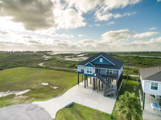 Exterior & Views 1, Sandy Hook by Ryson Vacation Rentals, Galveston