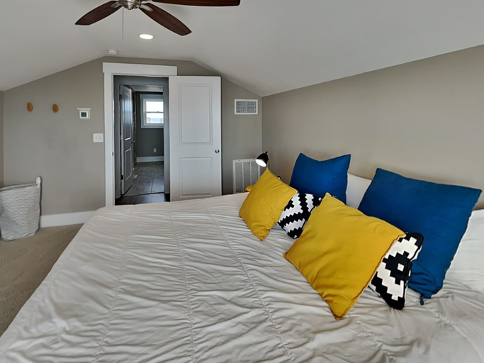 Bedroom 2, Next to Sea Gallery by Topsail Realty, Pender