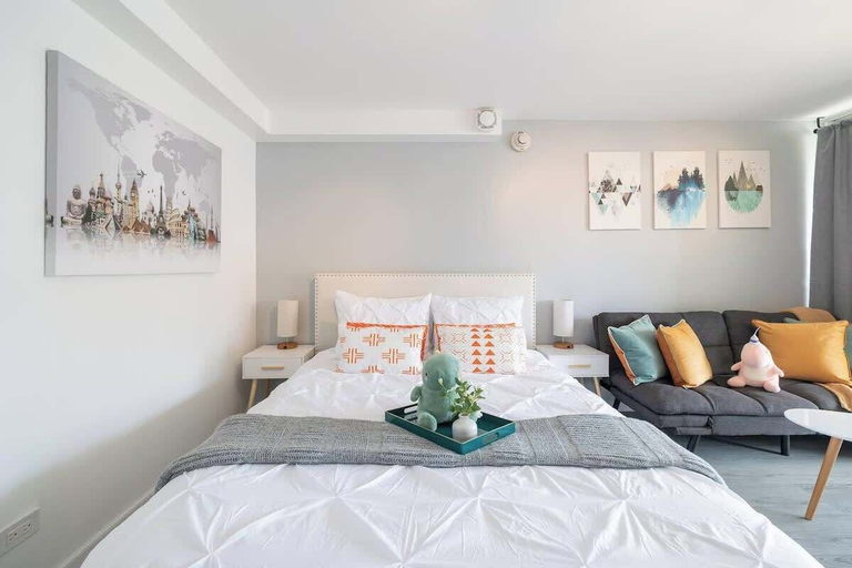Room 3, @ Marbella Lane - Scenic Waikiki Canal View+ Beach, Honolulu