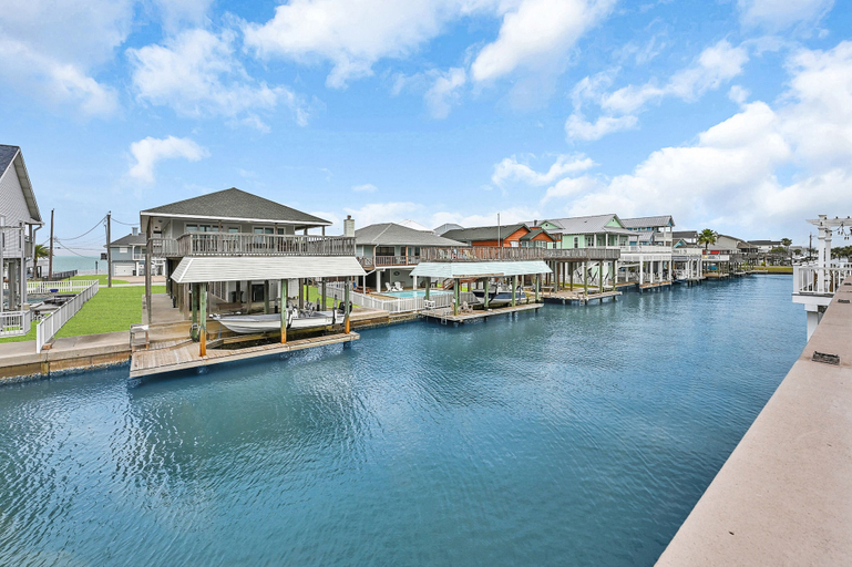 Sport & Beauty 4, Isle Be Back by Ryson Vacation Rentals, Galveston