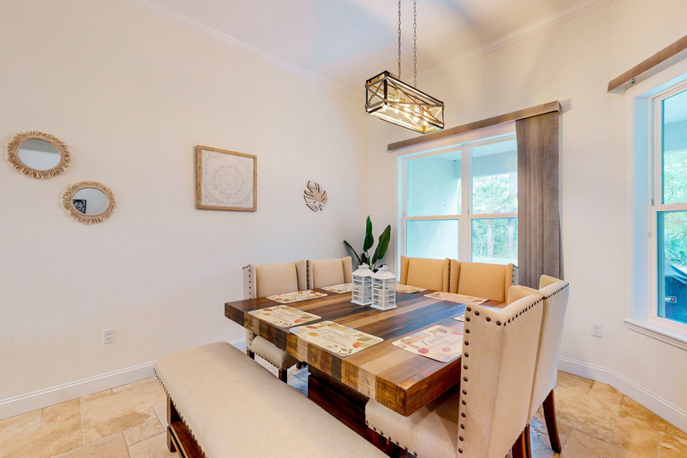 Room 2, Dog-friendly Home With Tesla EV Charger, Yard, Patio, Grill, AC, & W/D, Flagler