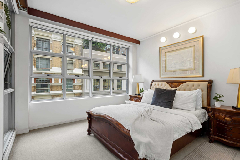 Interior 2, Bright & Spacious Stay for 6 Near Darling Harbour, Sydney