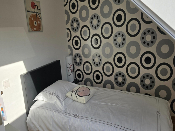 Room 5, Group Accommodation in Borgloon Hof Van Kalenberg, Limburg
