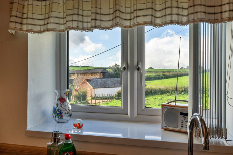 Private kitchen 5, Charming Retreat at Prowses Farm, No Deposit, Somerset