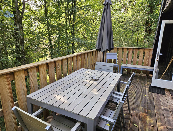 Balcony, Lovely Private Chalet near Durbuy, Luxembourg