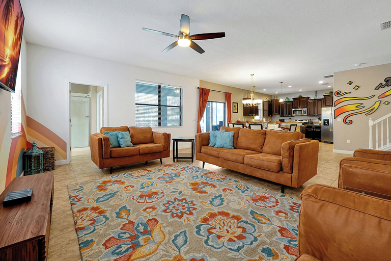 Interior 5, 1452 Myrtlewood, 6 Beds, Osceola