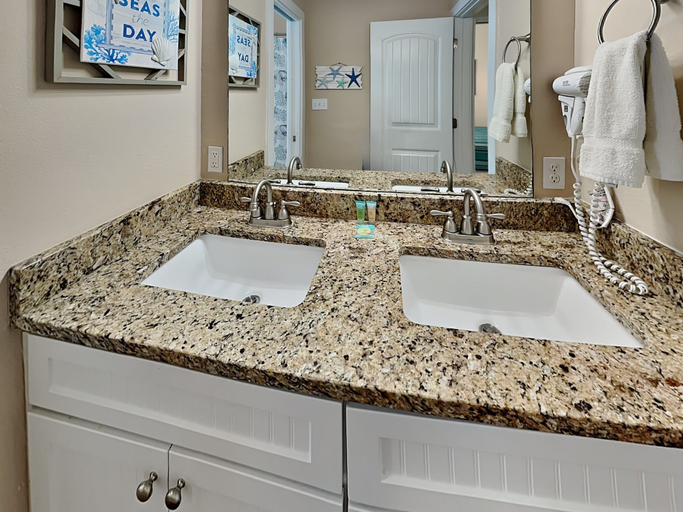 Bathroom 4, Sea Monkee by Silver Sands Vacation Rentals, Nueces