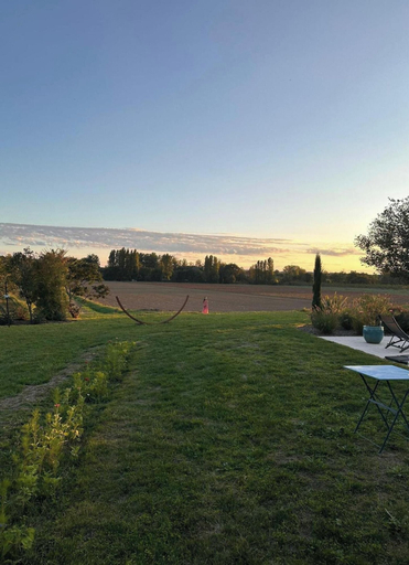 Property grounds, Holiday Home in Pardaillan With Private Pool, Lot-et-Garonne