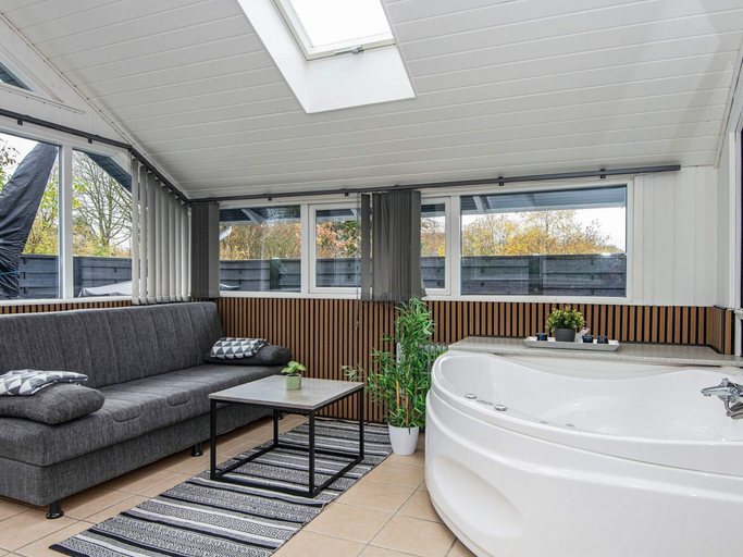 Bathroom 3, 6 Person Holiday Home in Hovborg, Vejen