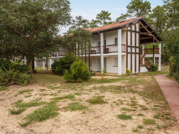 Primary image 1, Modern Retreat With Pool & Tennis, Landes