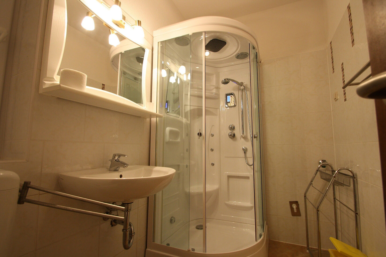 Bathroom, Holiday Home in Novigrad With Private Pool, Novigrad