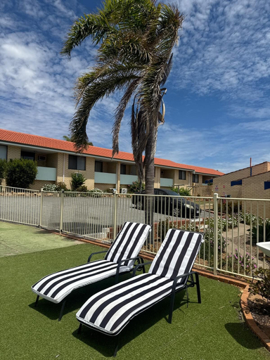 Others 5, Oceanview Villas, Geraldton