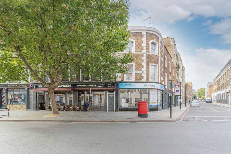 Exterior & Views, King’s Cross Charm, London