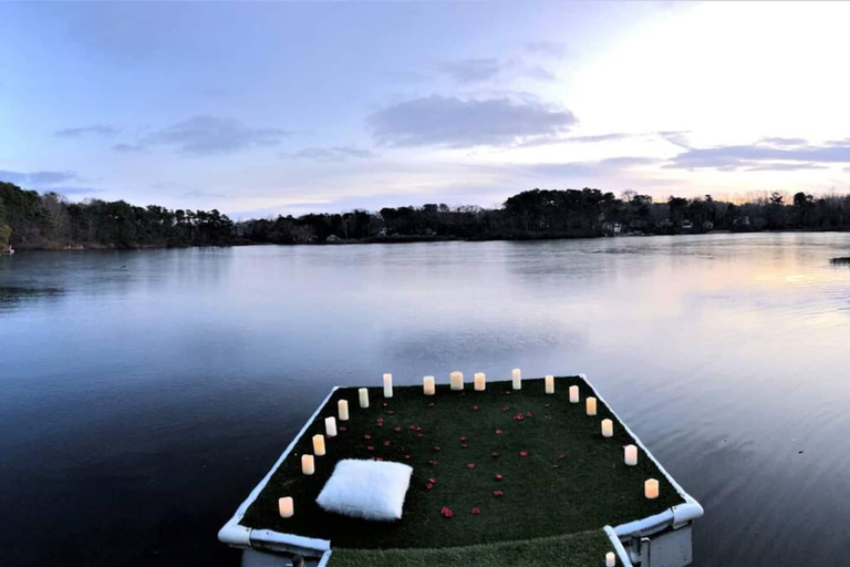 Room 3, The Breeze Overlooking Minister s Pond, Barnstable