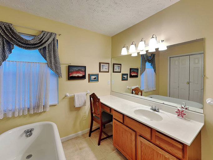 Bathroom 3, Daisy's Enchanted Cottage by Jackson Mountain Rentals, Sevier