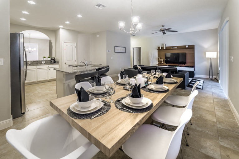 Interior 2, Okb5369, Polk