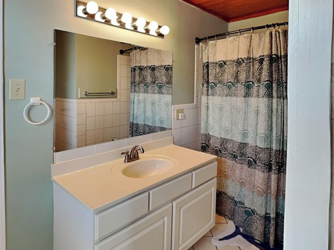 Bathroom 3, Blue Shamu by Topsail Realty, Pender