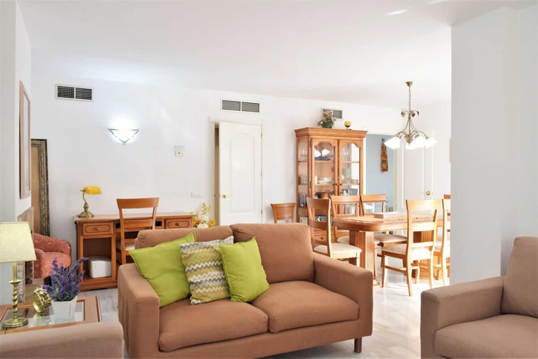 Room 2, 3 Bed Excellent and Quiet Location F-4, Málaga