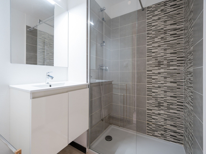 Bathroom 3, Sunny Villa Near Valras Beach, Hérault