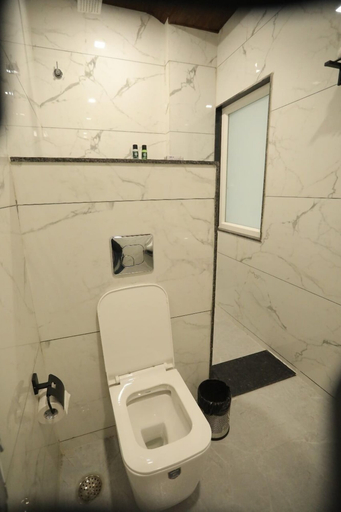 Bathroom 3, Hotel Pride of Chittor, Chittaurgarh