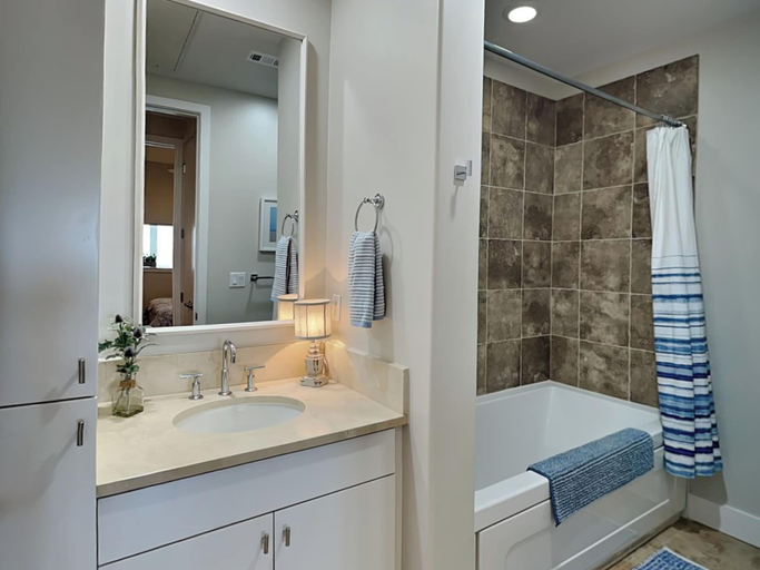 Bathroom, Endless Summer by Ryson Vacation Rentals, Galveston