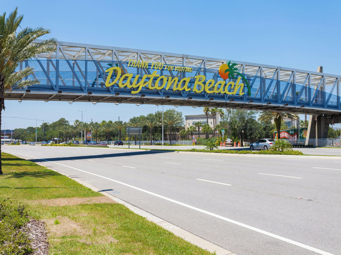 Exterior & Views, Towers Ten #801 by Distinctive Beach Rentals, Volusia
