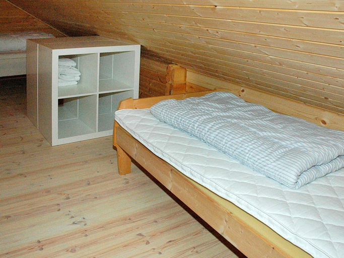 Bedroom 2, 5 Person Holiday Home in Vagland, Halsa